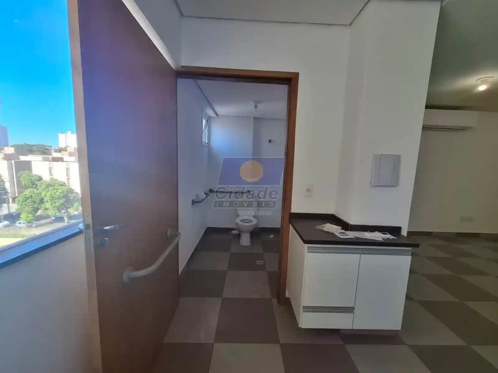 Conjunto Comercial / Sala  para aluguel, 33m² — foto 6 de 6