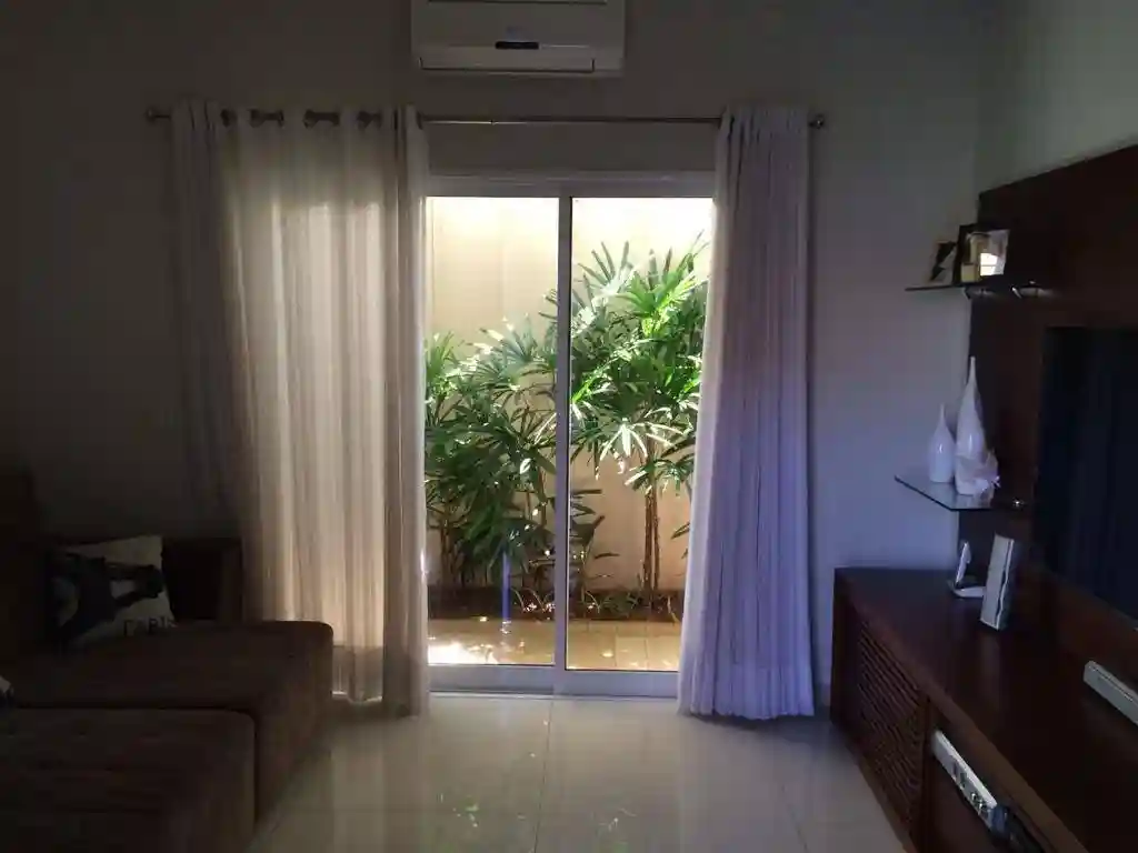 Casa de Condomínio com 3 quartos à venda, 250m² — foto 23 de 47