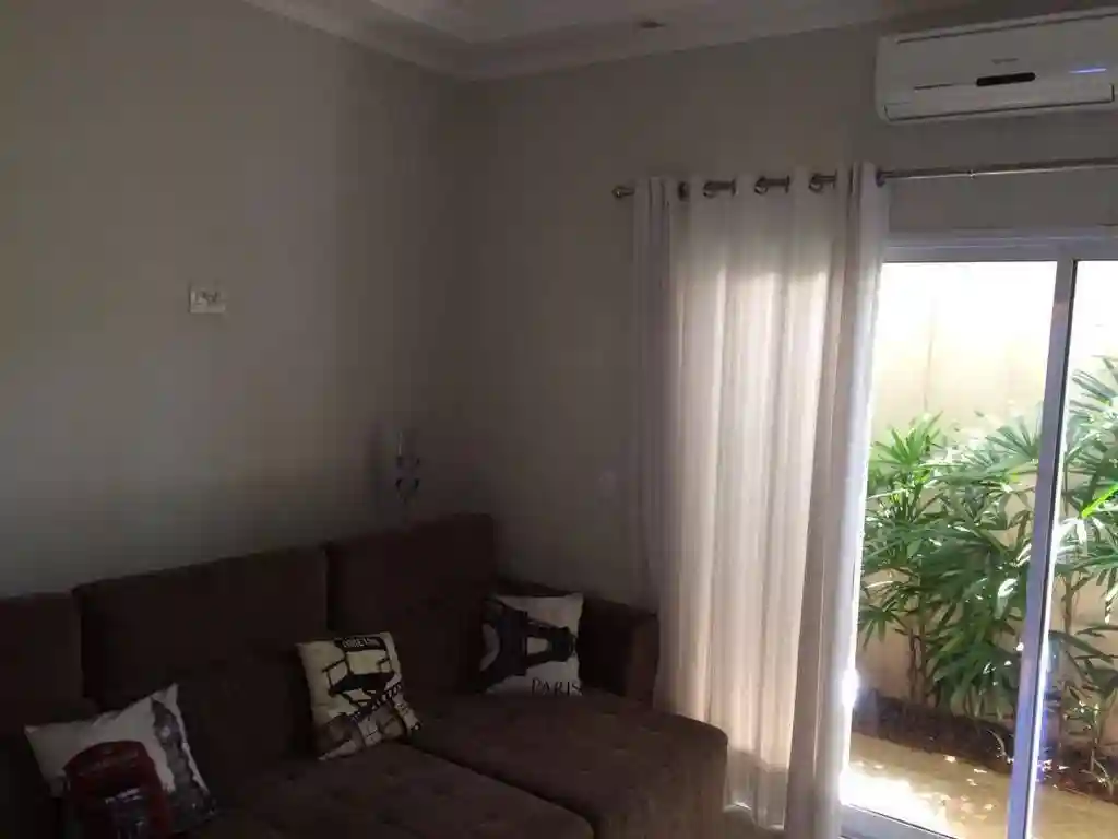 Casa de Condomínio com 3 quartos à venda, 250m² — foto 22 de 47