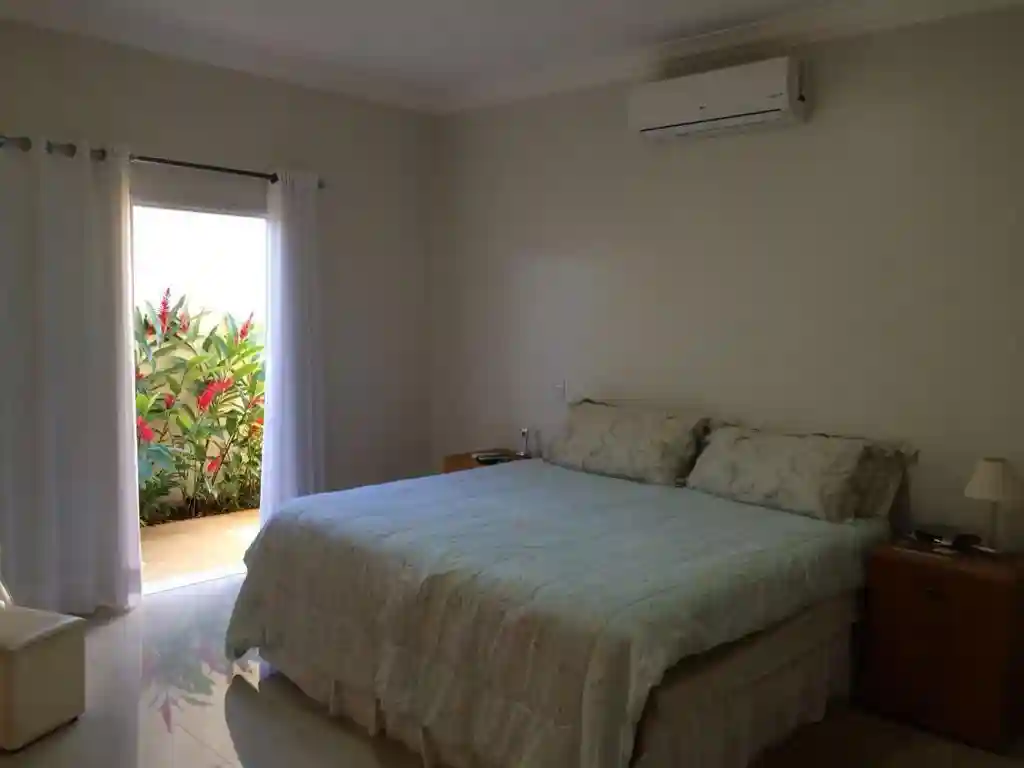 Casa de Condomínio com 3 quartos à venda, 250m² — foto 40 de 47