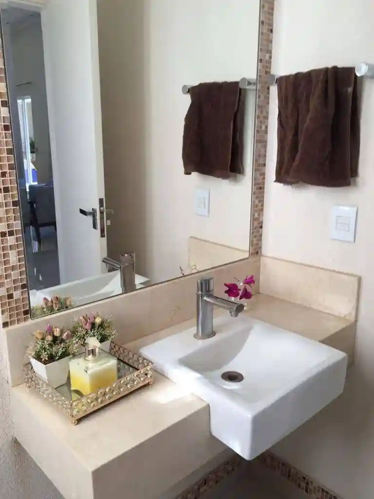 Casa de Condomínio com 3 quartos à venda, 250m² — foto 25 de 47