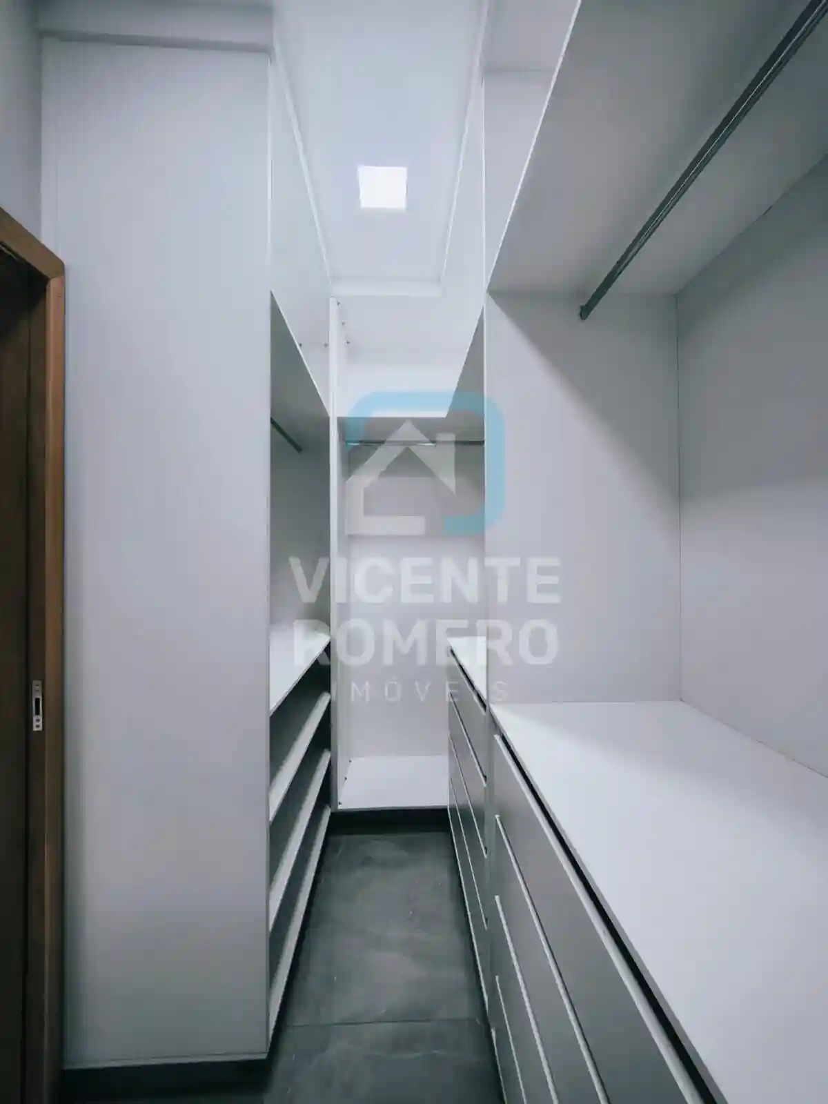 Casa de Condomínio com 3 quartos para aluguel, 220m² — foto 15 de 19