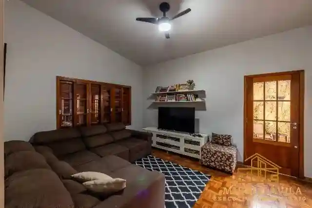 Casa com 3 quartos à venda, 460m² — foto 9 de 18