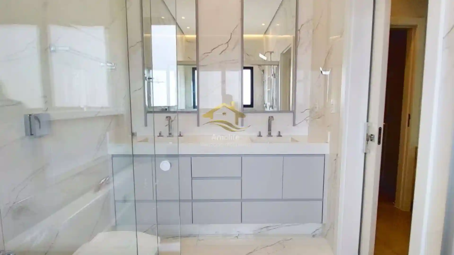 Casa de Condomínio com 3 quartos à venda, 260m² — foto 7 de 34