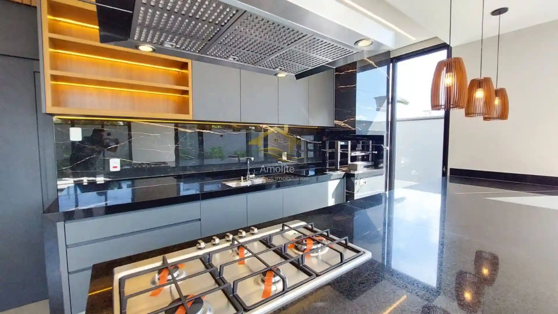 Casa de Condomínio com 3 quartos à venda, 260m² — foto 33 de 34