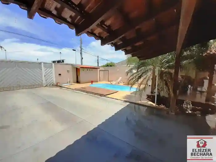 Casa com 3 quartos à venda, 220m² — foto 11 de 15