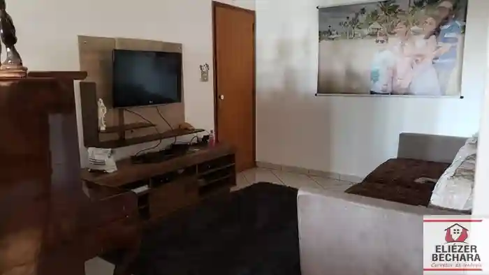 Casa com 3 quartos à venda, 220m² — foto 8 de 15
