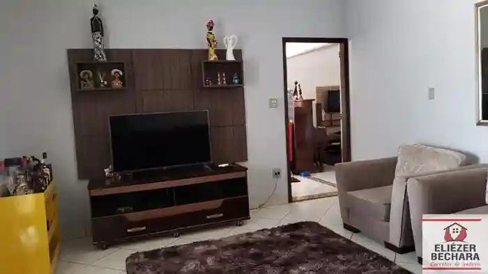 Casa com 3 quartos à venda, 220m² — foto 10 de 15