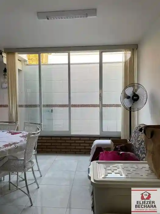 Casa de Condomínio com 3 quartos à venda, 100m² — foto 25 de 27