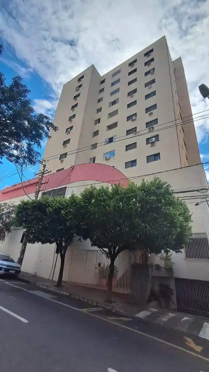 Apartamento com 3 quartos à venda, 140m² — foto 3 de 21
