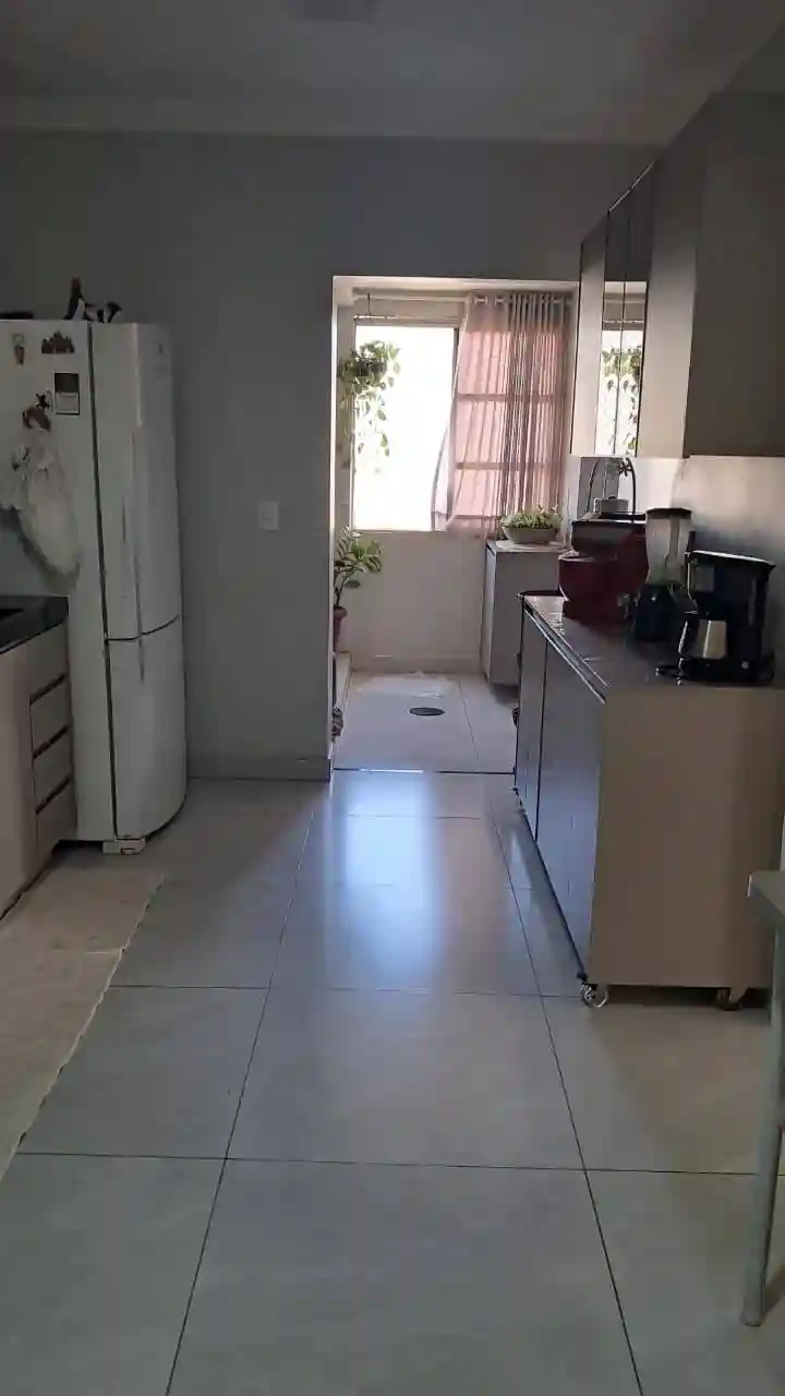 Apartamento com 3 quartos à venda, 140m² — foto 9 de 21