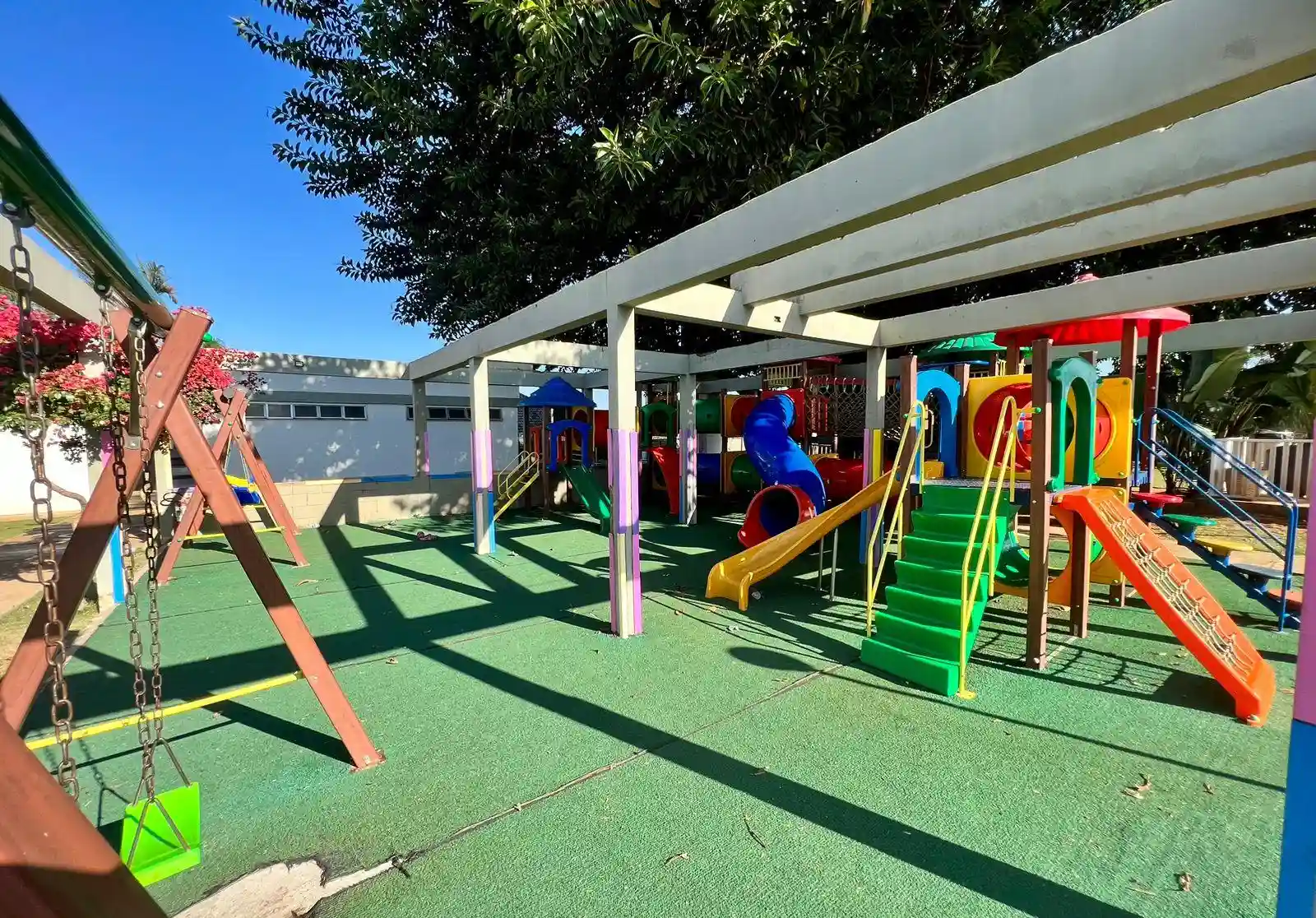 Terreno / Lote / Condomínio  à venda, 360m² — foto 9 de 11