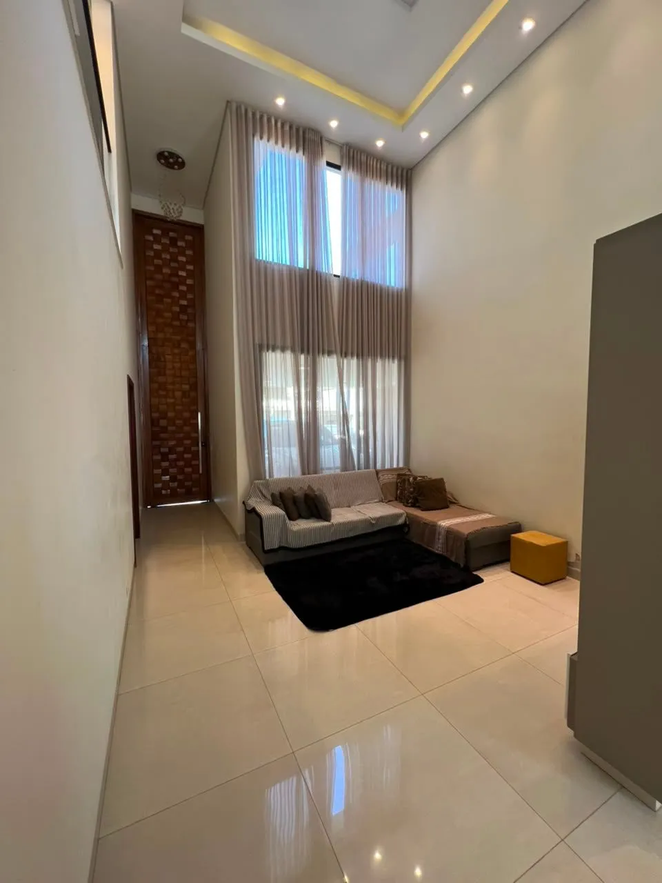 Casa de Condomínio com 4 quartos à venda, 300m² — foto 3 de 22