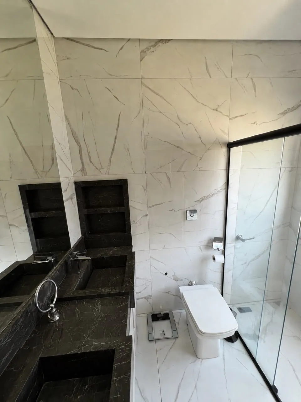 Casa de Condomínio com 4 quartos à venda, 300m² — foto 12 de 22