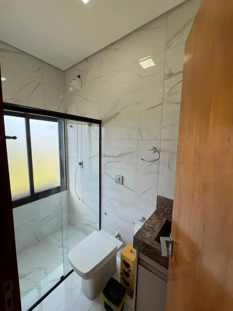 Casa de Condomínio com 4 quartos à venda, 300m² — foto 13 de 22