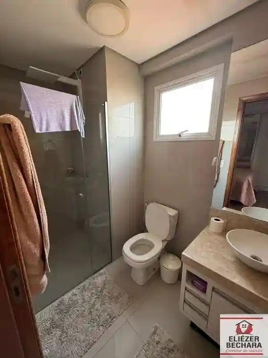 Apartamento com 2 quartos à venda, 67m² — foto 3 de 9