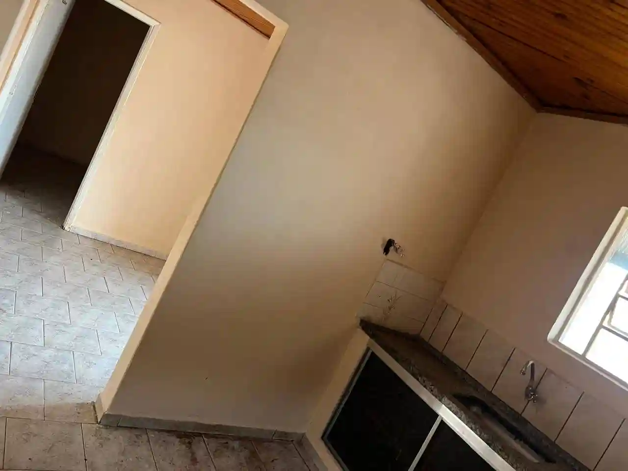 Casa com 2 quartos para aluguel, 65m² — foto 17 de 18