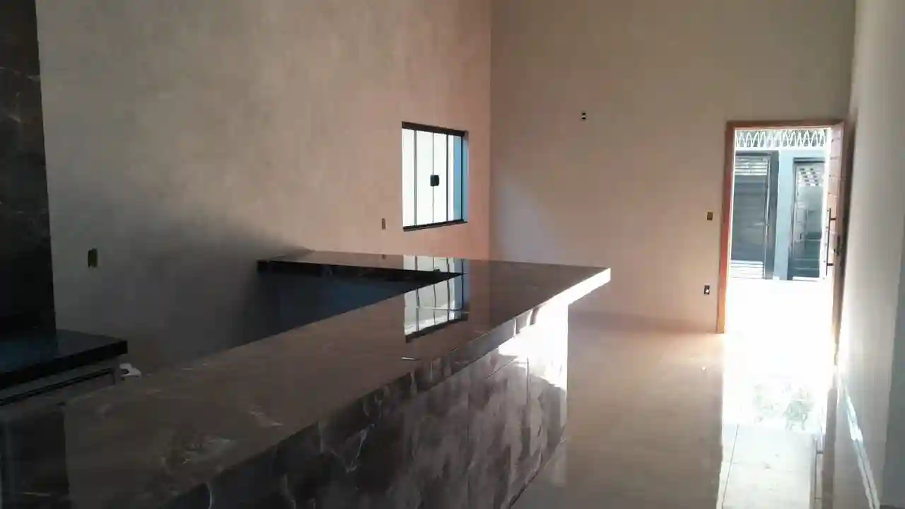 Casa com 3 quartos à venda, 200m² — foto 4 de 14