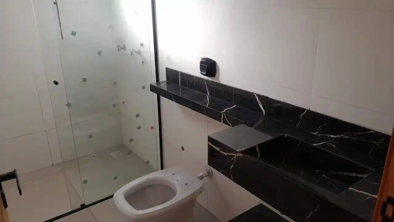 Casa com 3 quartos à venda, 200m² — foto 7 de 14