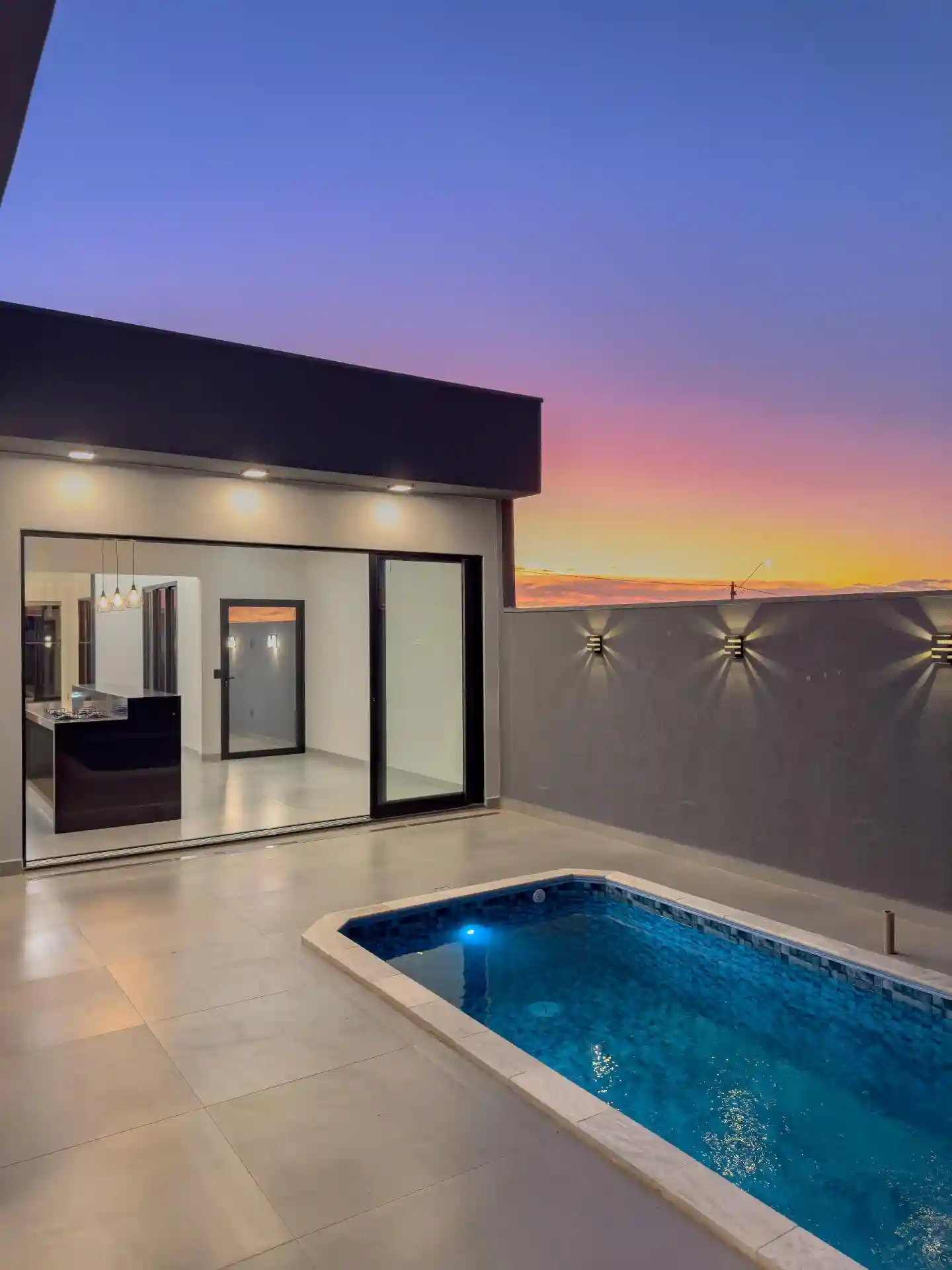 Casa de Condomínio com 3 quartos à venda, 140m² — foto 15 de 22