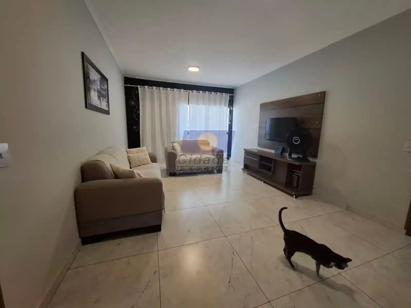 Apartamento com 3 quartos à venda, 130m² — foto 2 de 16