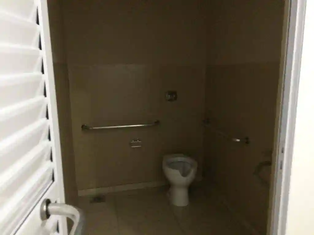 Galpão / Depósito / Armazém  à venda, 710m² — foto 6 de 9
