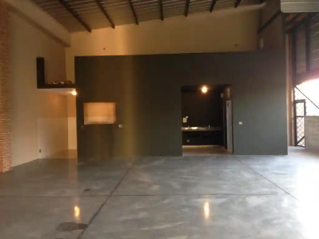 Galpão / Depósito / Armazém  à venda, 710m² — foto 7 de 9