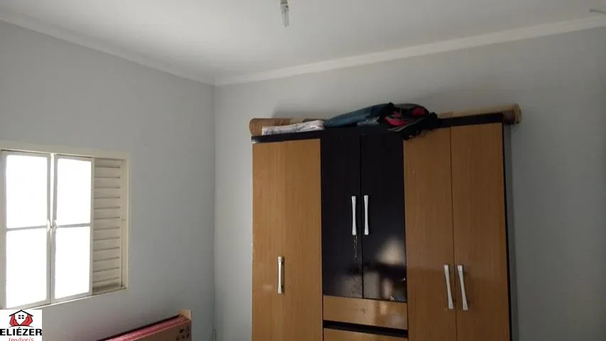 Casa à venda — foto 4 de 4