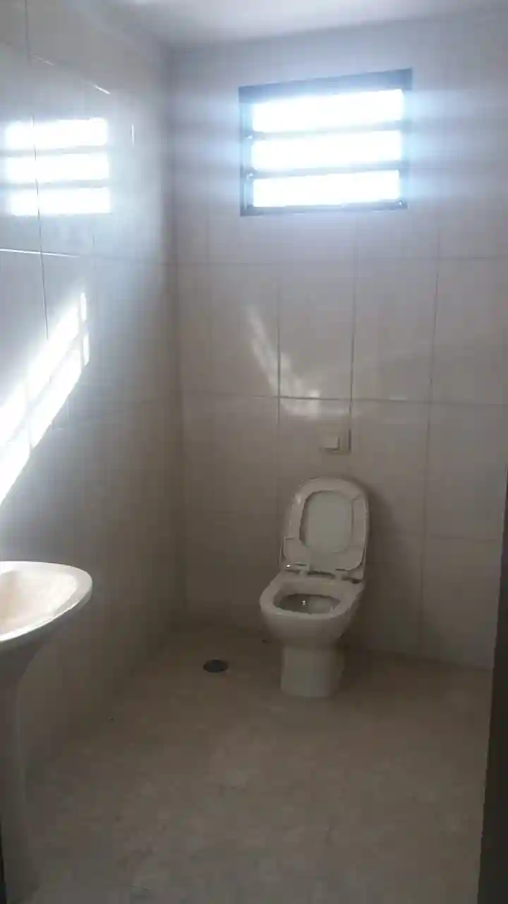 Loja / Salão / Ponto Comercial  à venda, 250m² — foto 9 de 10