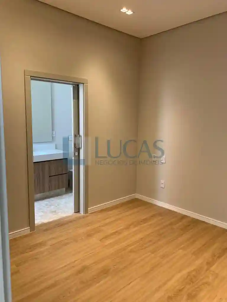 Casa de Condomínio com 3 quartos à venda, 220m² — foto 25 de 28