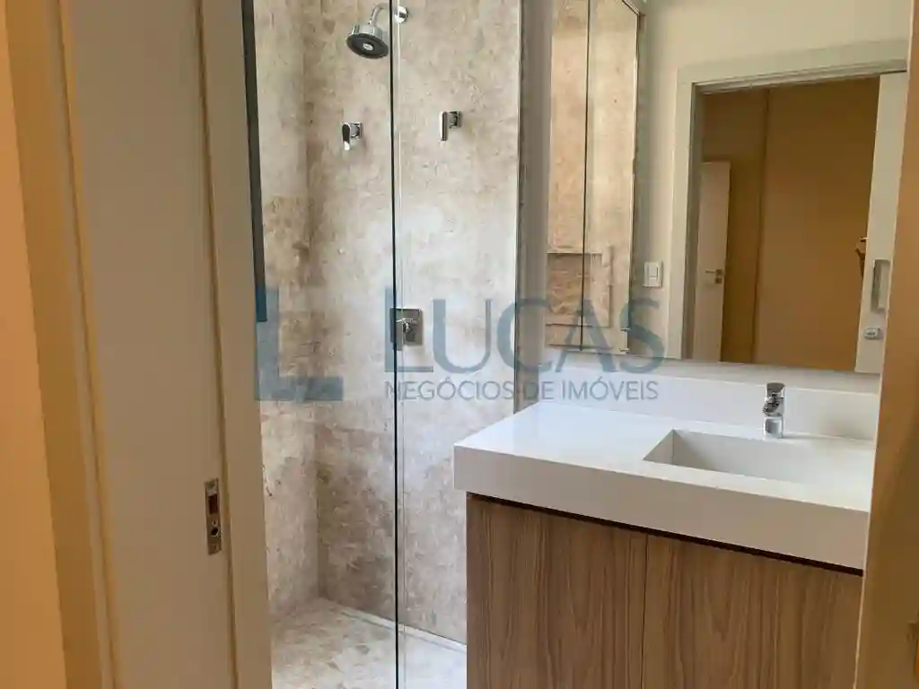 Casa de Condomínio com 3 quartos à venda, 220m² — foto 16 de 28