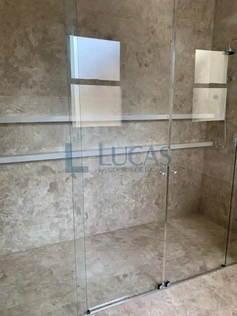 Casa de Condomínio com 3 quartos à venda, 220m² — foto 7 de 28