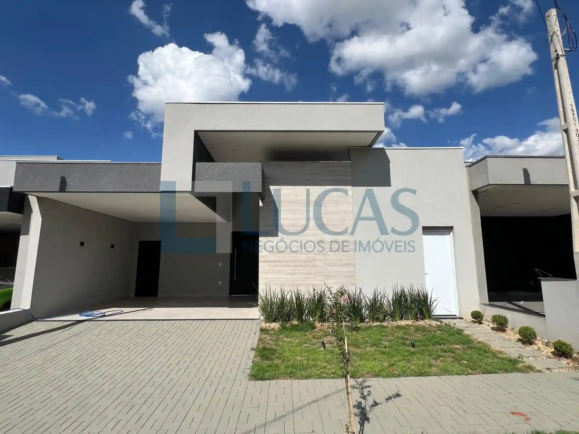 Casa de Condomínio com 3 quartos à venda, 121m² — foto 1 de 15