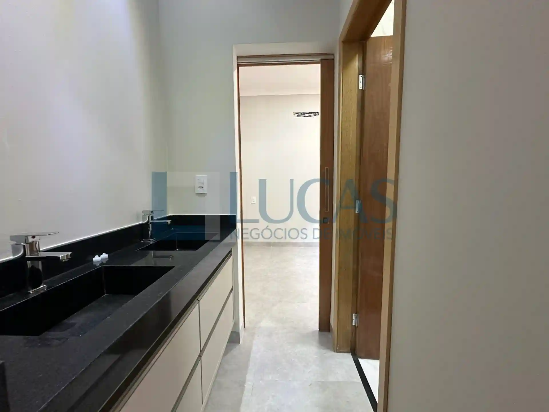 Casa de Condomínio com 3 quartos à venda, 121m² — foto 4 de 15