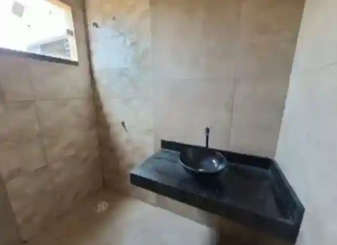 Casa com 2 quartos à venda, 200m² — foto 9 de 17