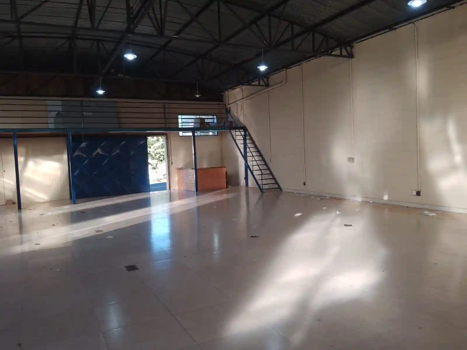 Área Comercial  para aluguel, 380m² — foto 14 de 26
