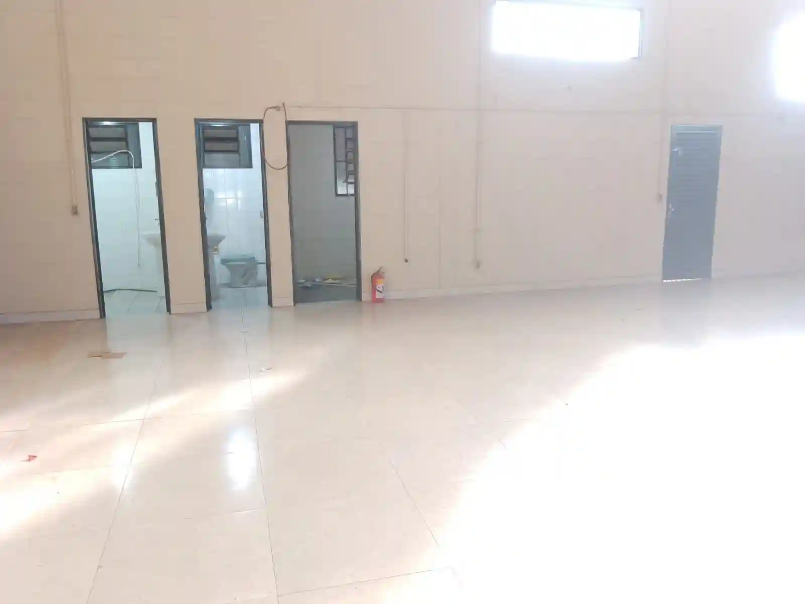 Área Comercial  para aluguel, 380m² — foto 16 de 26