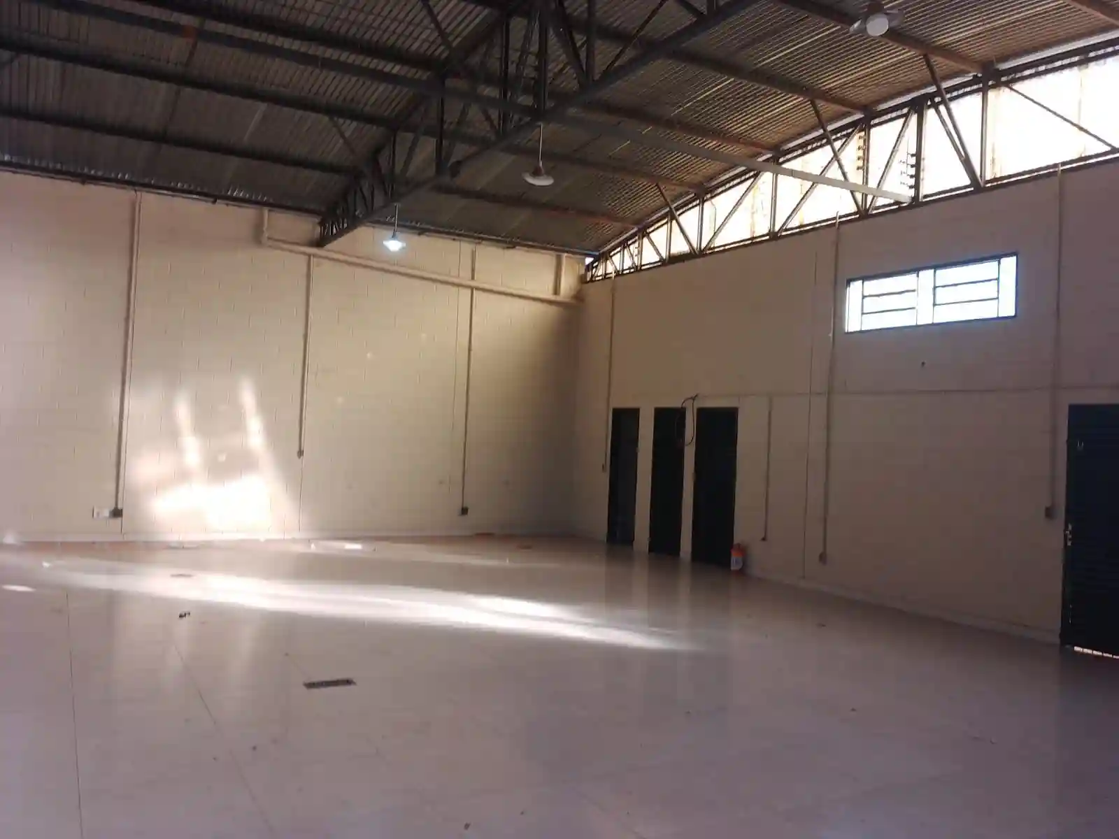 Área Comercial  para aluguel, 380m² — foto 7 de 26