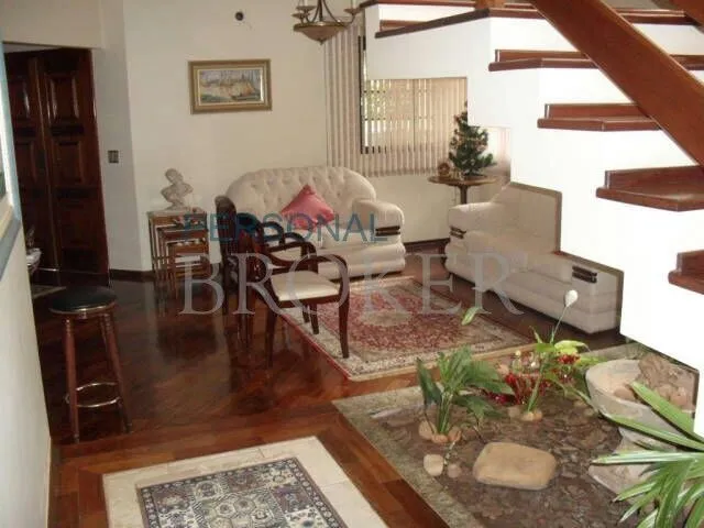 Casa de Condomínio com 3 quartos à venda, 300m² — foto 1 de 5