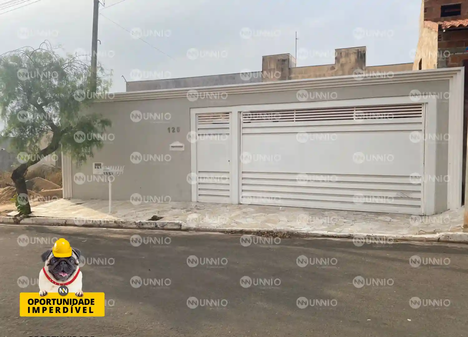 Casa com 3 quartos à venda, 216m² — foto 2 de 16