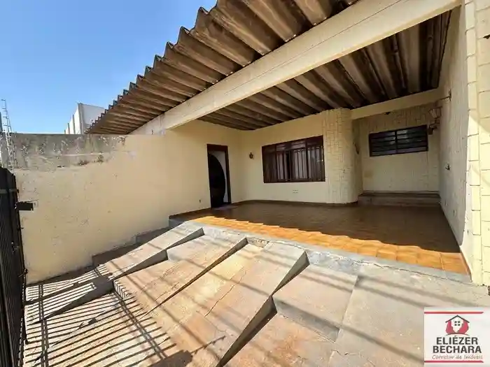 Casa com 3 quartos à venda, 153m² — foto 3 de 28