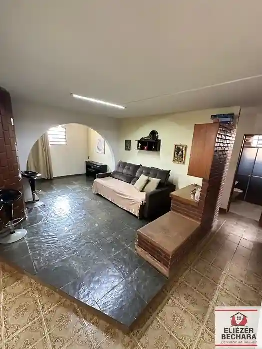 Casa com 3 quartos à venda, 153m² — foto 1 de 28