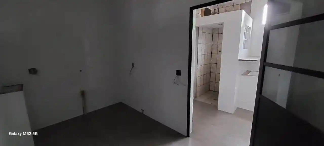 Loja / Salão / Ponto Comercial  para aluguel, 225m² — foto 16 de 20