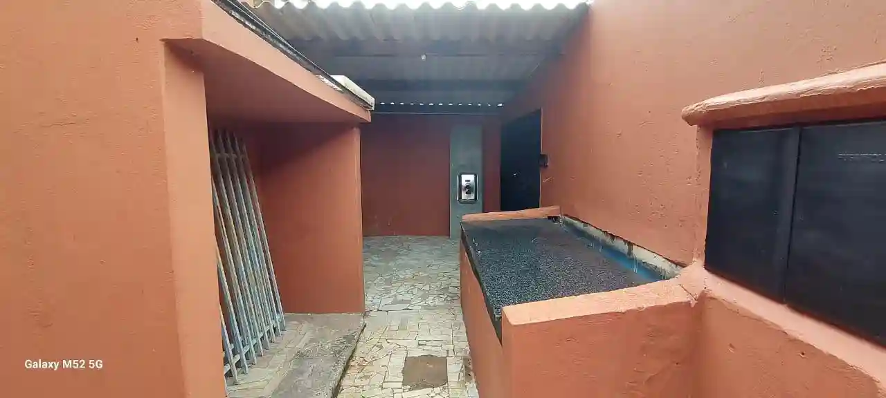 Loja / Salão / Ponto Comercial  para aluguel, 225m² — foto 7 de 20