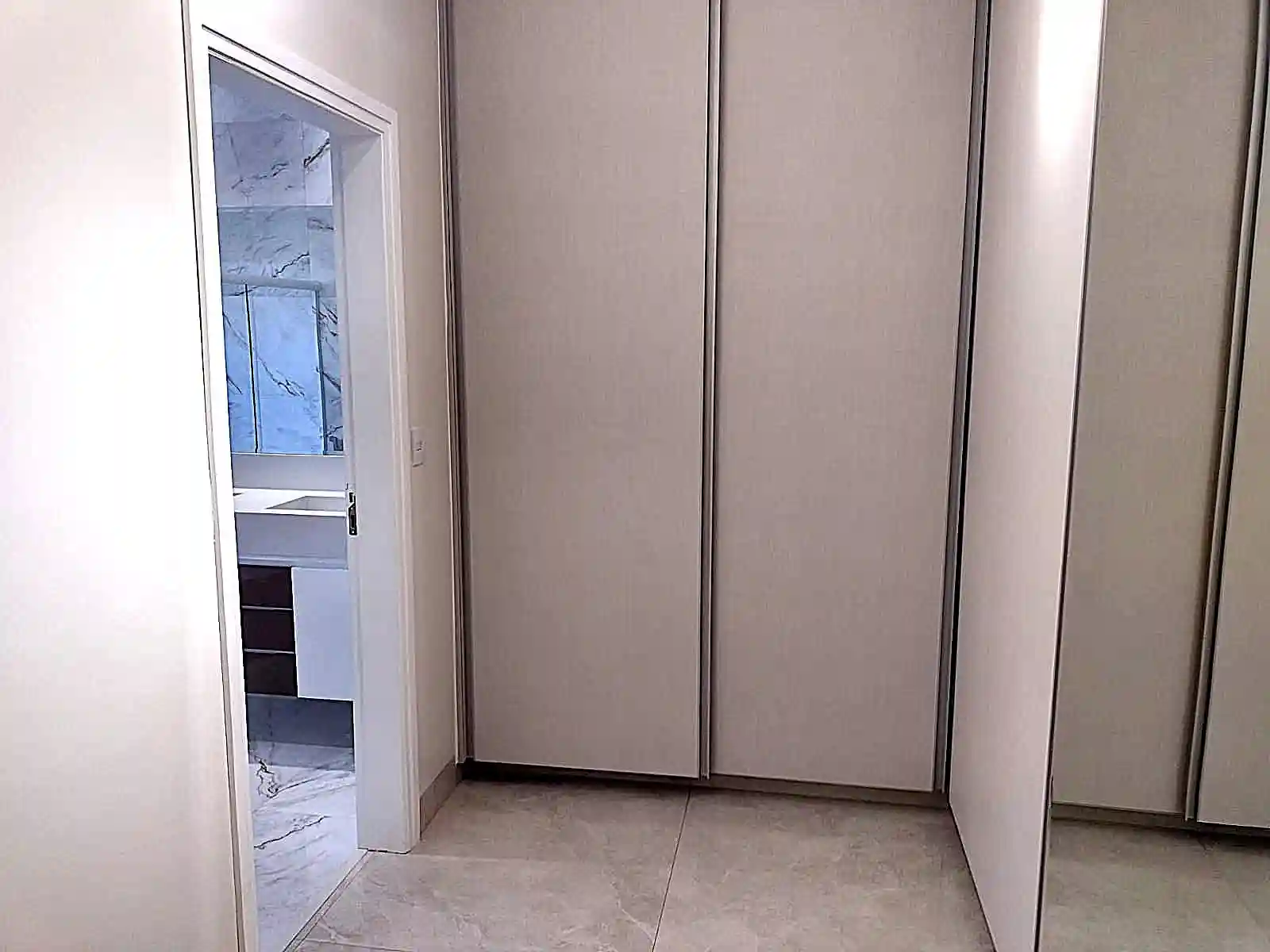 Casa de Condomínio com 3 quartos à venda, 230m² — foto 13 de 23