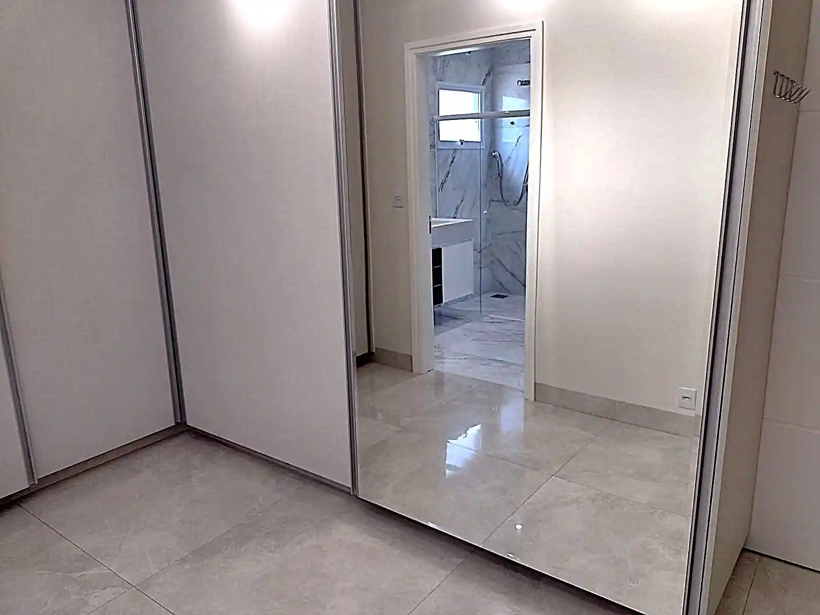 Casa de Condomínio com 3 quartos à venda, 230m² — foto 14 de 23