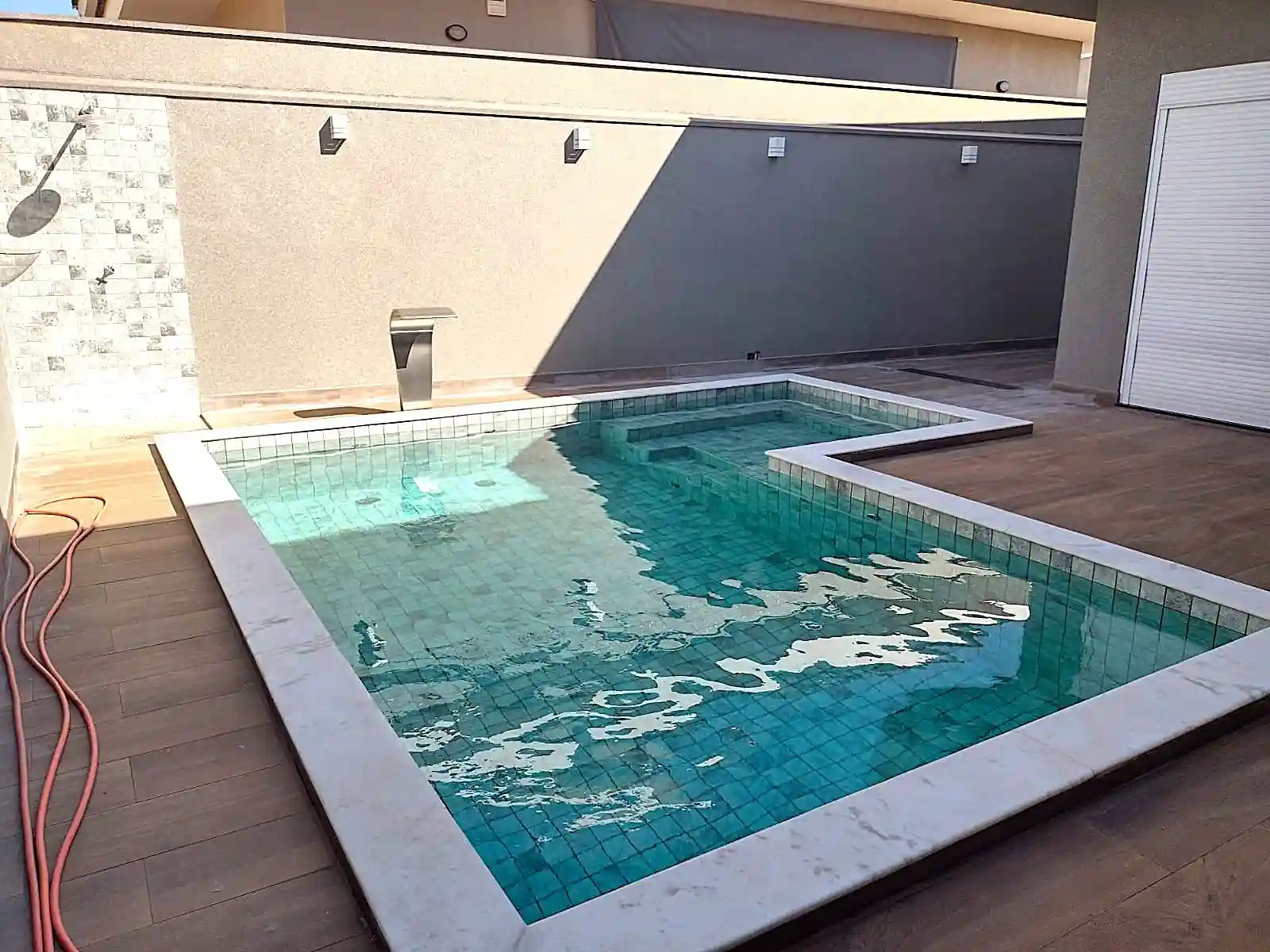 Casa de Condomínio com 3 quartos à venda, 230m² — foto 17 de 23