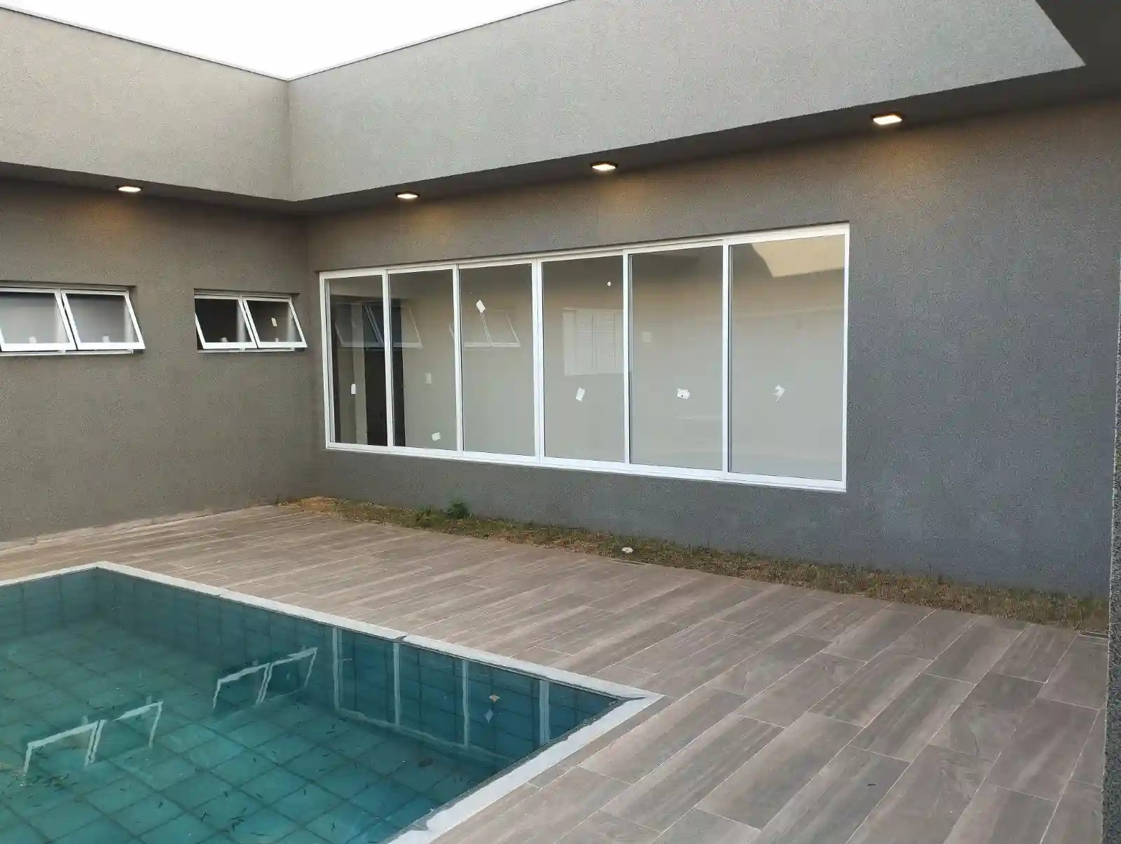 Casa de Condomínio com 3 quartos à venda, 360m² — foto 4 de 10