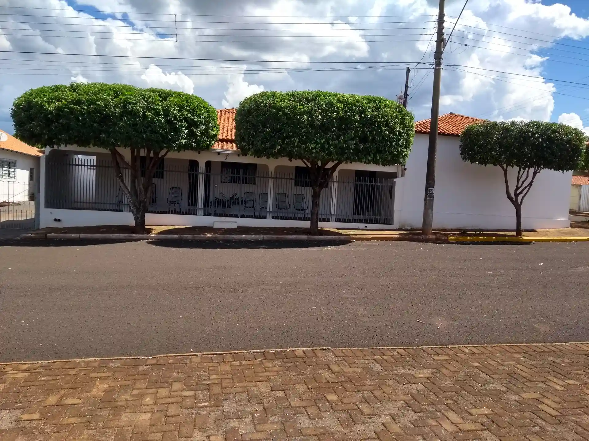 Casa com 4 quartos à venda, 880m² — foto 2 de 8