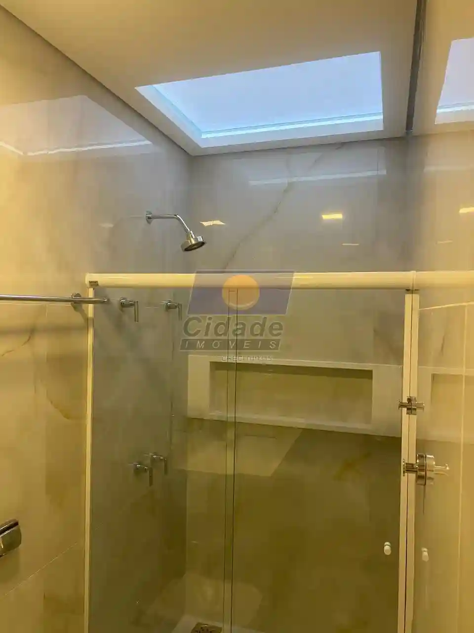 Casa de Condomínio com 3 quartos à venda, 190m² — foto 12 de 15